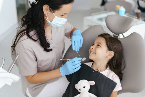 Best Emergency Tooth Extraction  in Maple Heights, OH